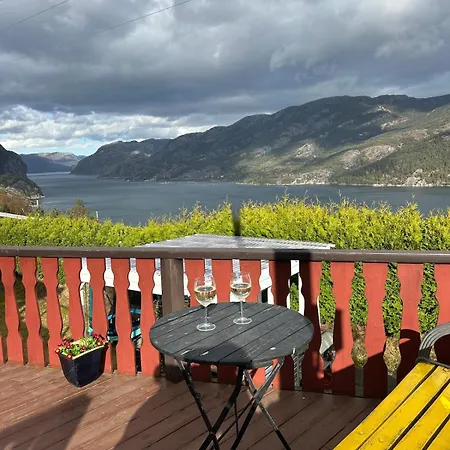 בית נופש Lysefjord Bloom Stunning Fjord View